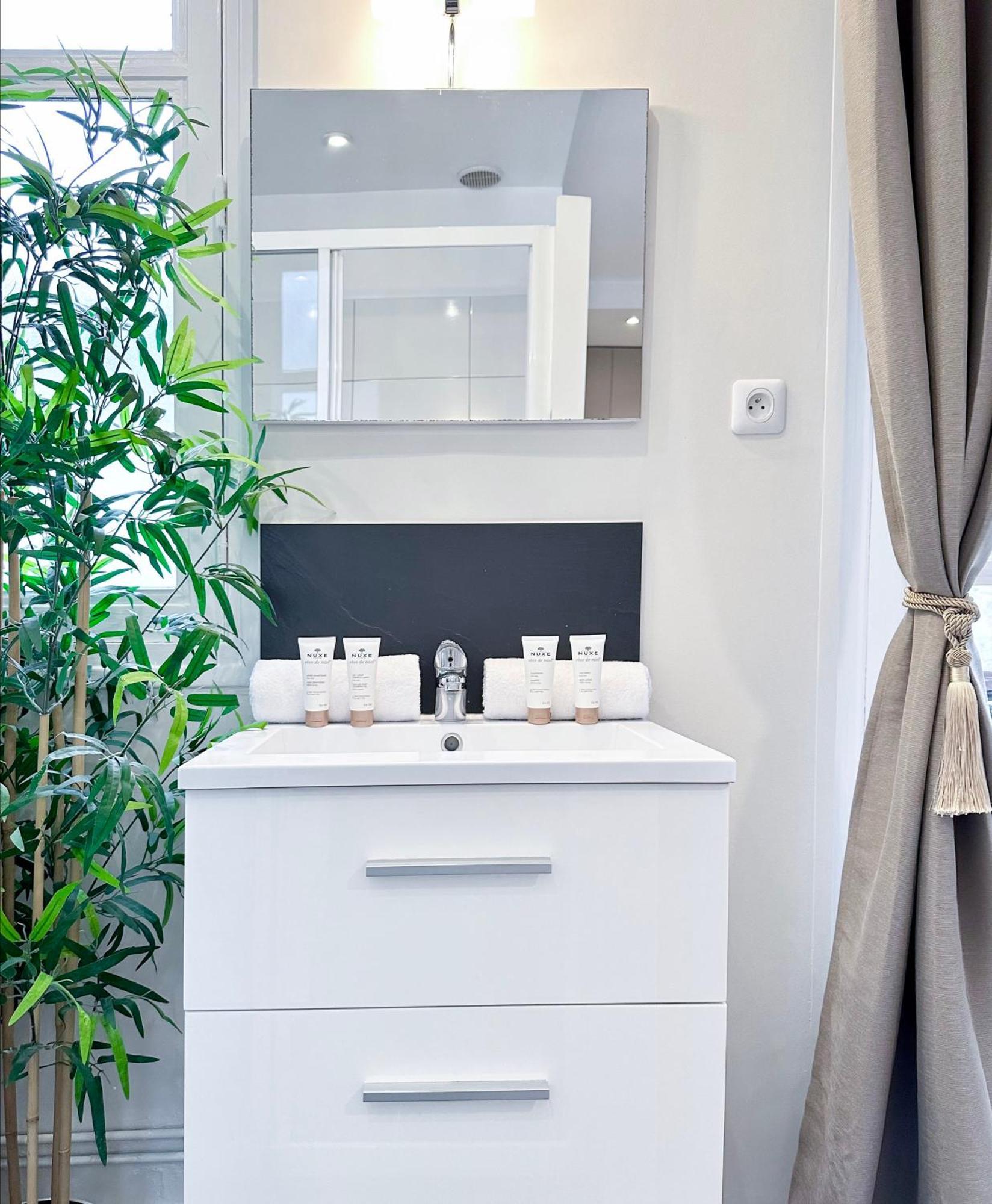 Champs - Elysees Finest Flat *