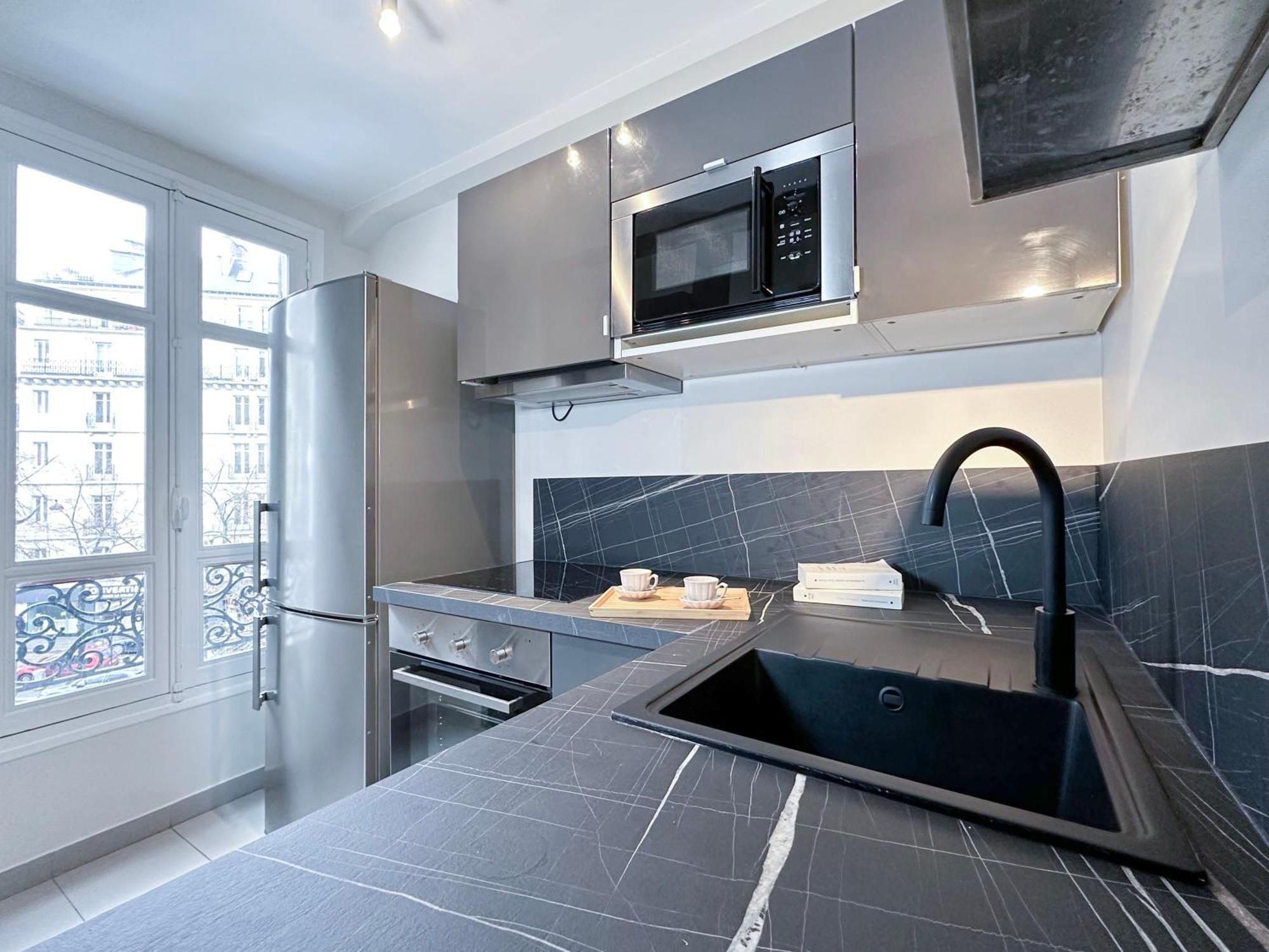 Champs - Elysees Finest Flat Apartment