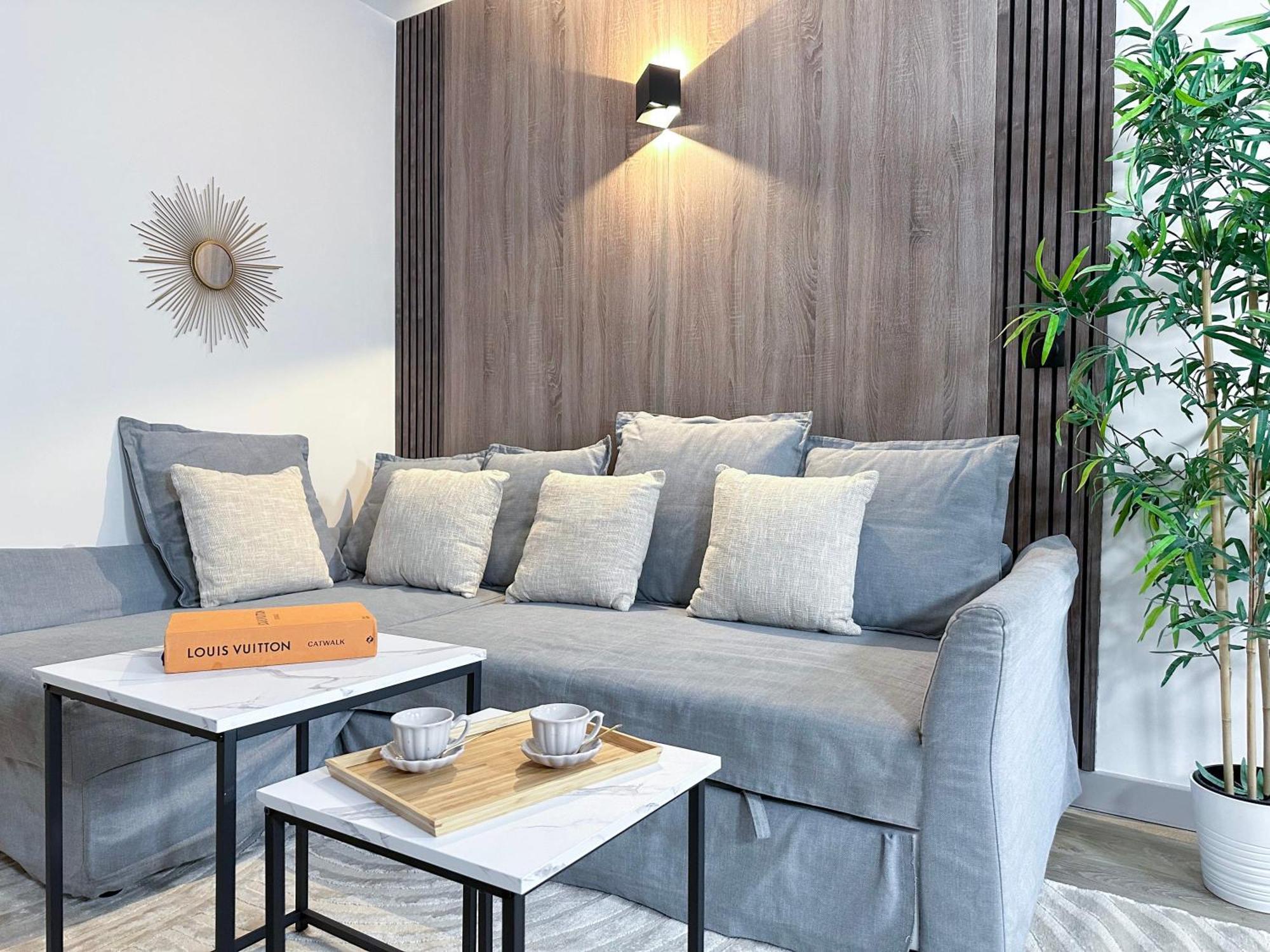 Champs - Elysees Finest Flat *