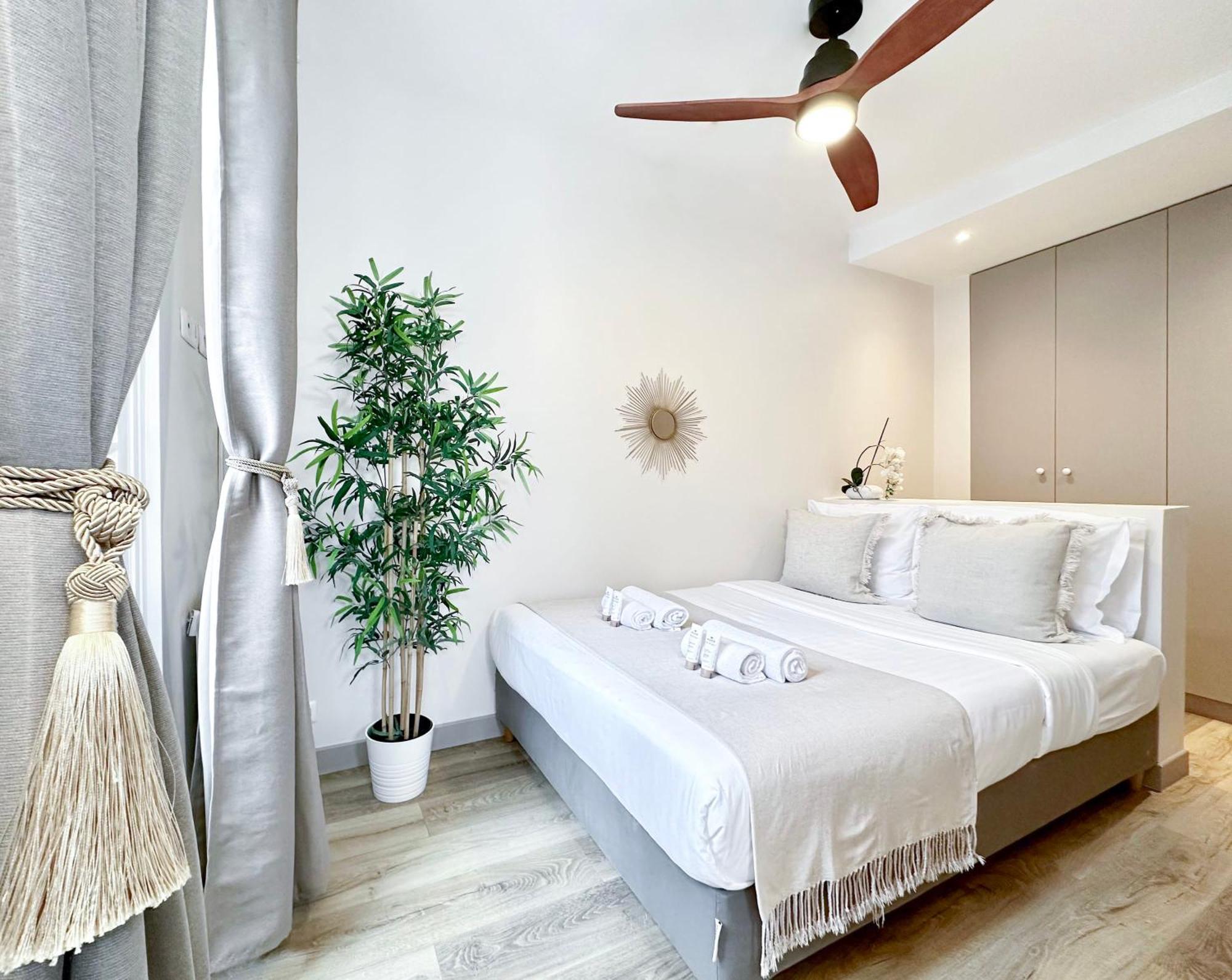 Champs - Elysees Finest Flat